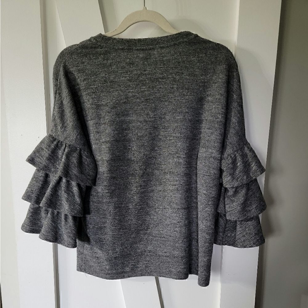 Massini Women's Sweater   - Picture 4 of 5